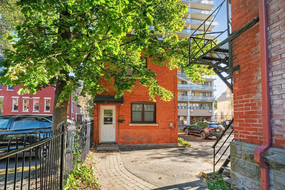 258 Somerset Street