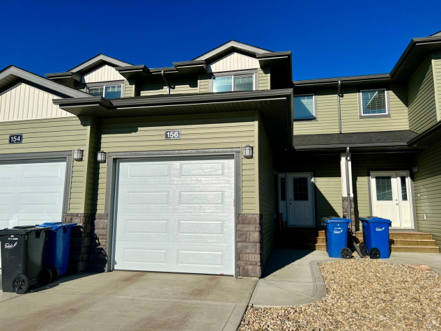 156 Hampton Close