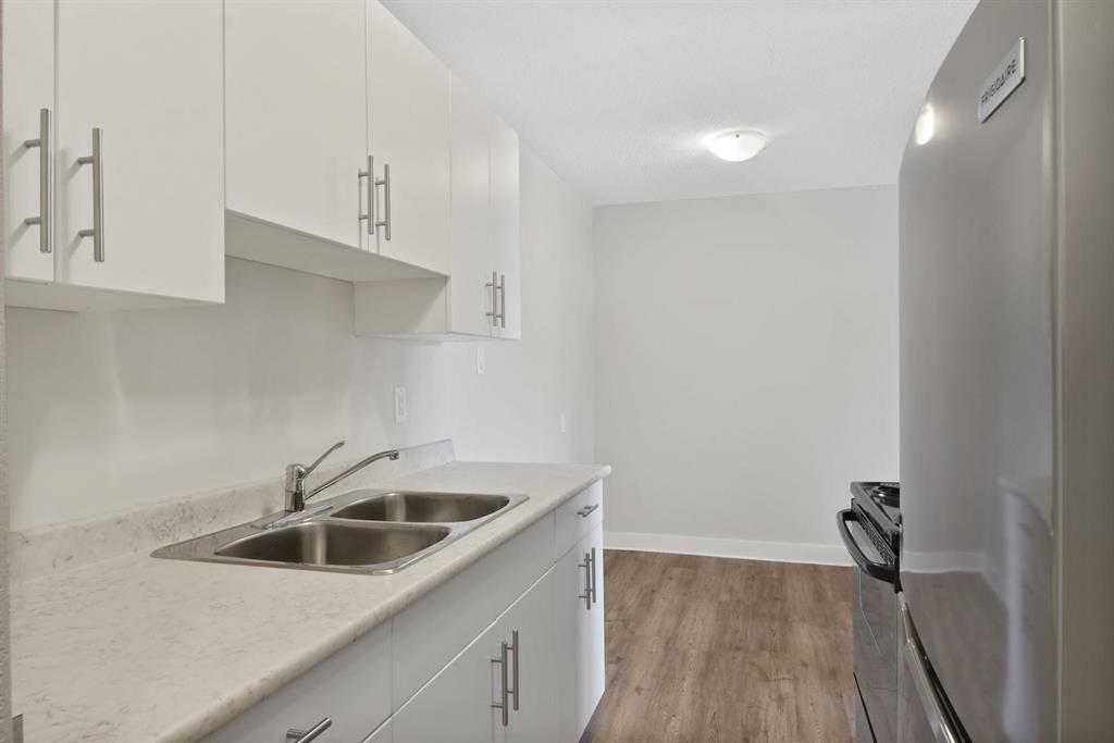 2902 South Main Street, Penticton Apartment for Rent