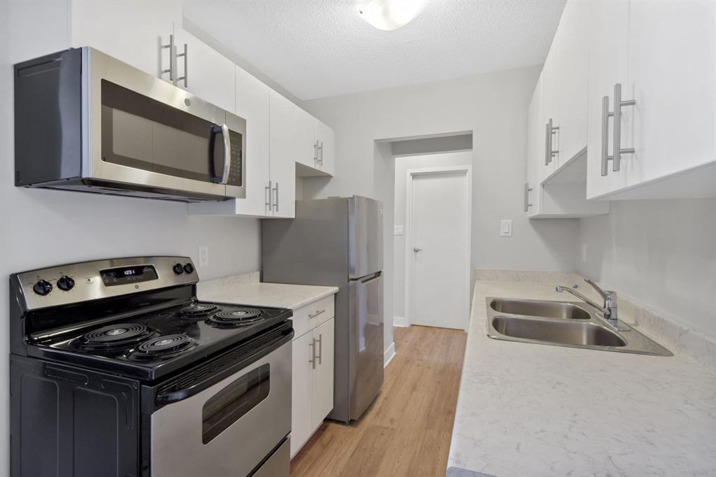 2902 South Main Street, Penticton Apartment for Rent