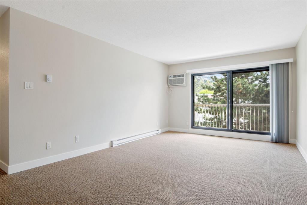 2902 South Main Street, Penticton Apartment for Rent