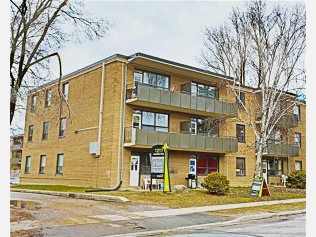 Modern Apartments For Rent In Peterborough Ontario Area with Modern Garage