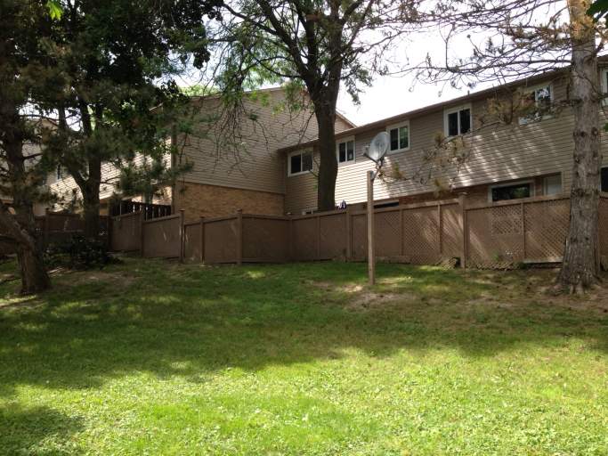 700 Parkhill Road West, Peterborough Apartment for Rent