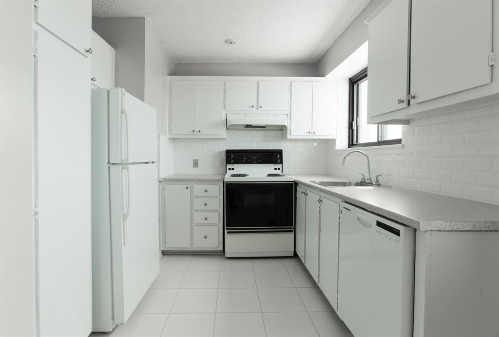 205 Frobisher, PointeClaire Apartment for Rent B126138