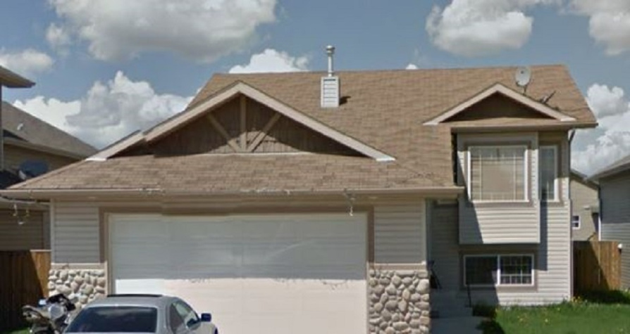 100 Isherwood Close