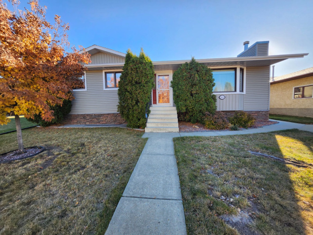 88 McCullough Crescent