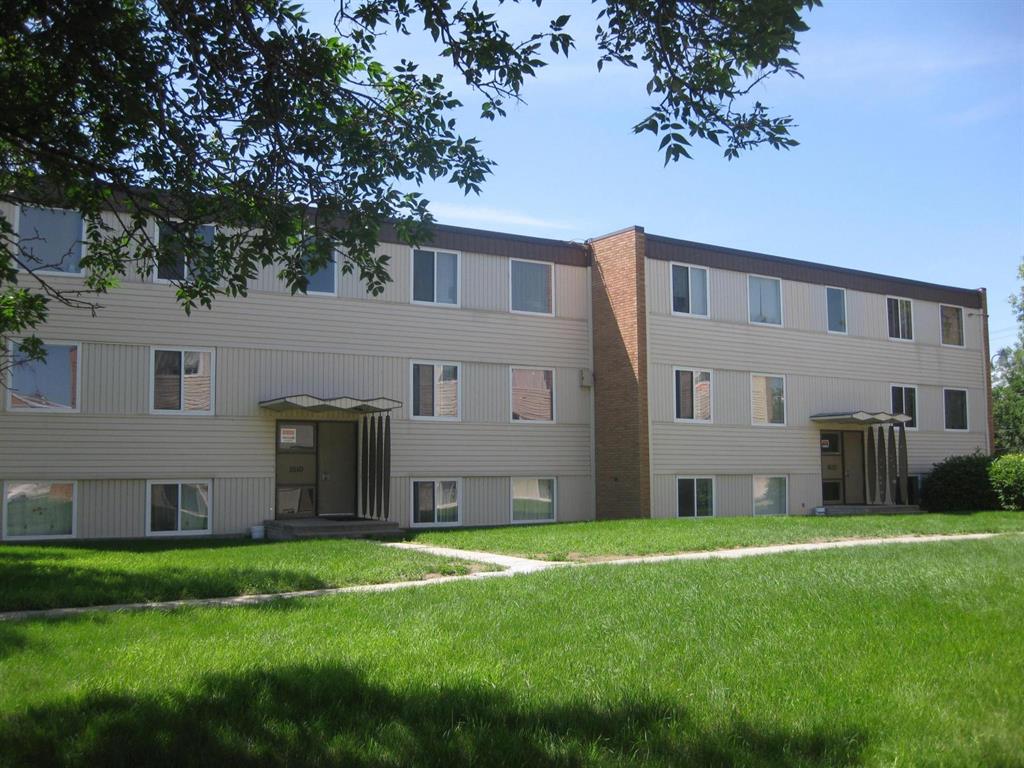 1600 Alexandra St.
