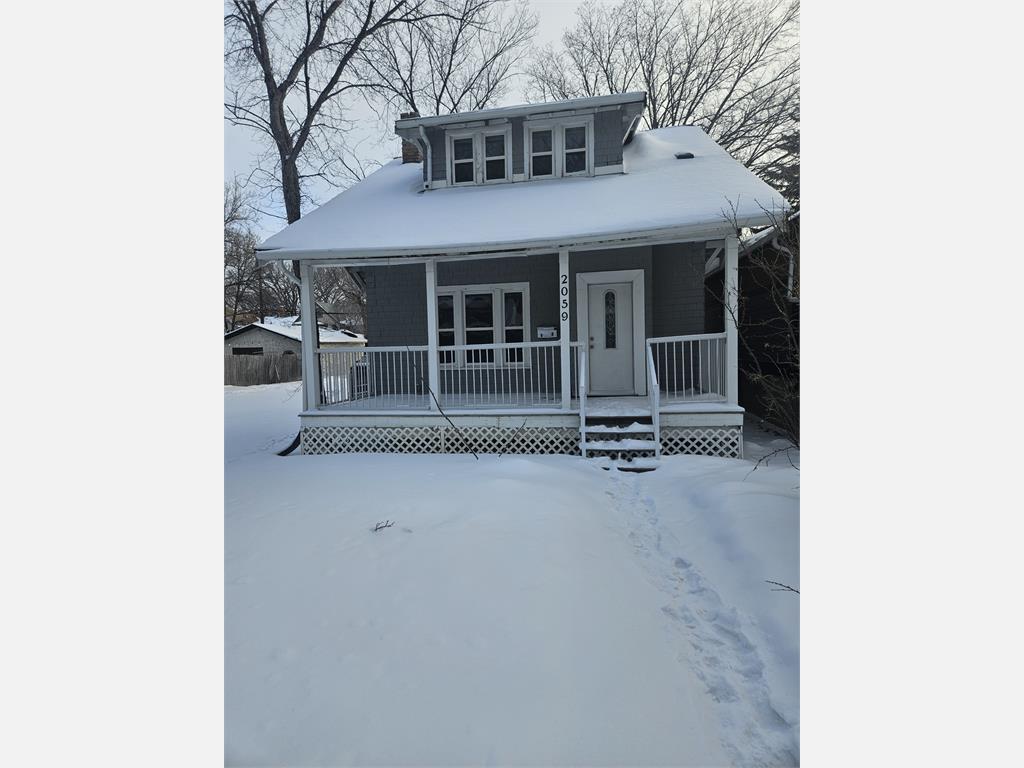 2059 Elphinstone Street