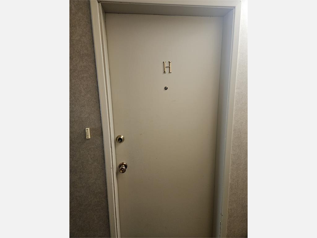 4220 Castle Road - H