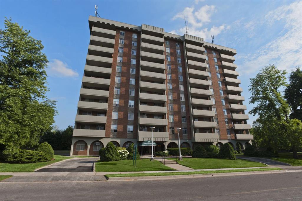 34 Centre Street West, Richmond Hill Apartment for Rent B63980