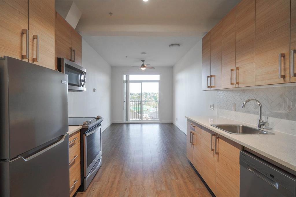 3185 Tillicum Rd & 275 Burnside Rd W