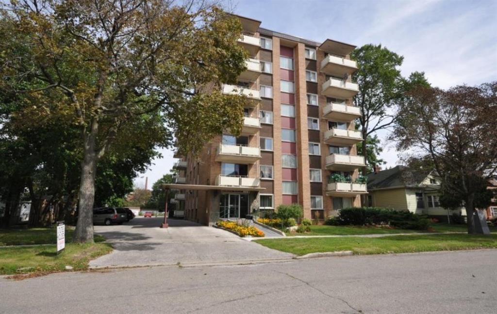 230 north forsyth street, sarnia Apartment for Rent