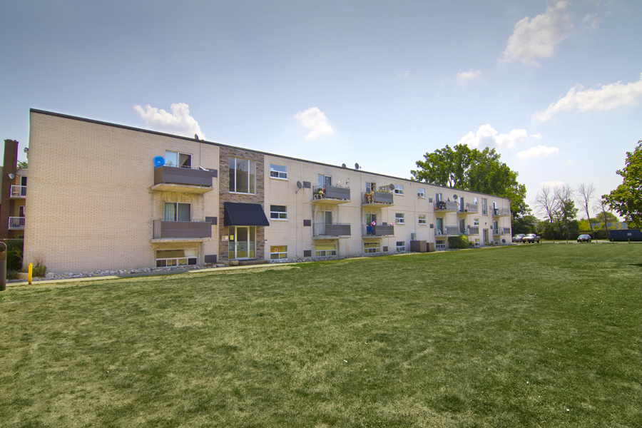 811 & 817 devine st., sarnia Apartment for Rent