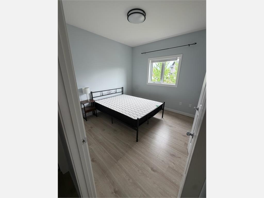 224 Hamm Crescent - A