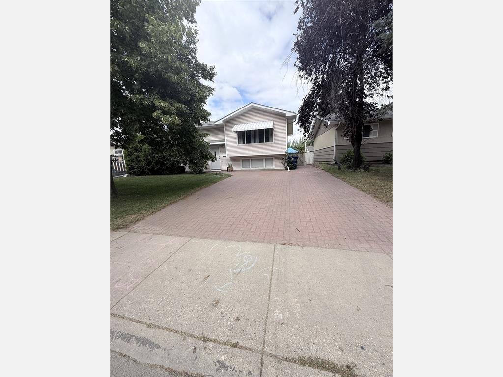 242 Carleton Drive