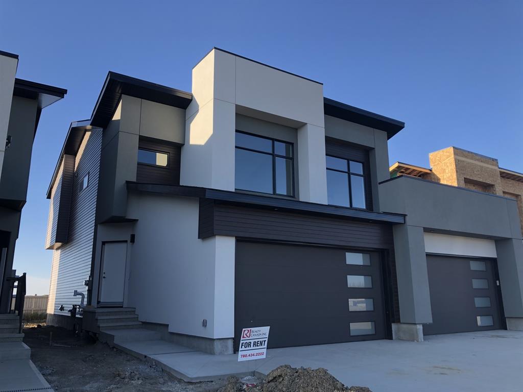27-50 Edinburgh Crt N