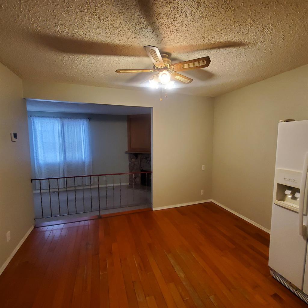 21 Akinsdale Gardens