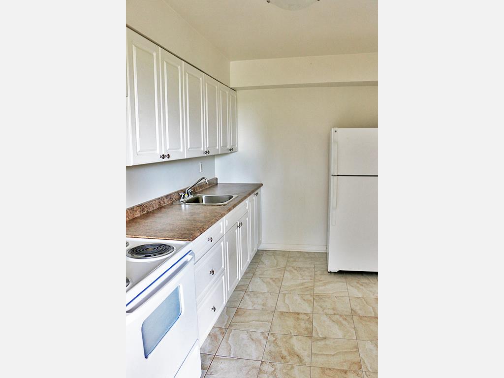 398 and 400 Vine Street, St. Catharines Apartment for Rent