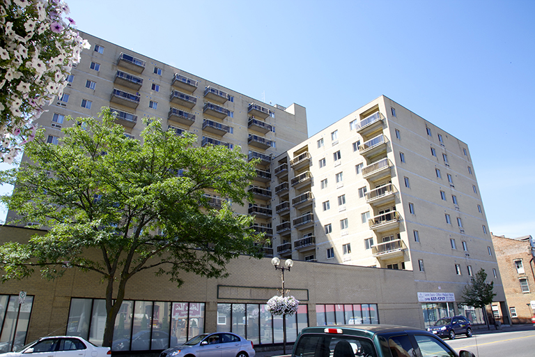 294 and 330 talbot street, st. thomas Apartment for Rent