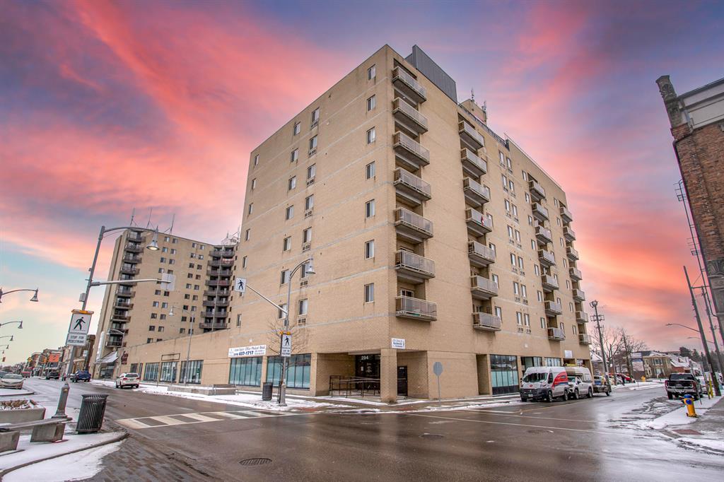 294 and 330 talbot street, st. thomas Apartment for Rent