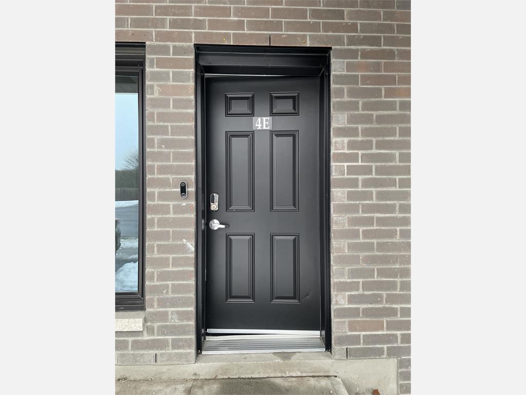 4 Victor Street