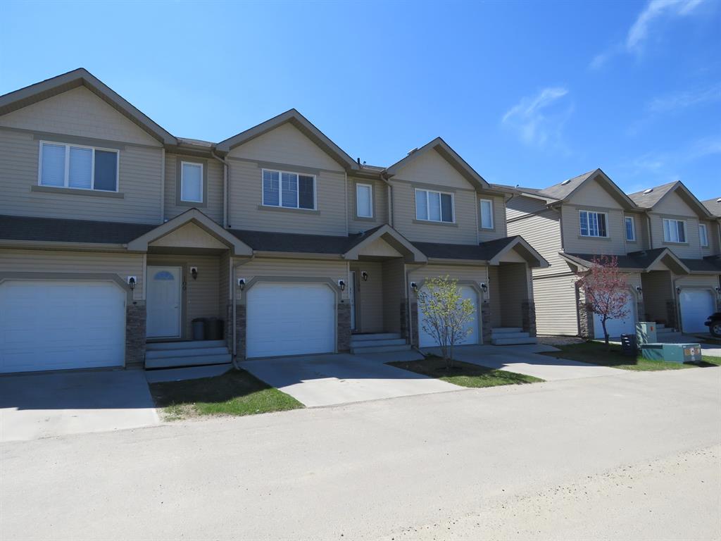 127 Sandstone Estate