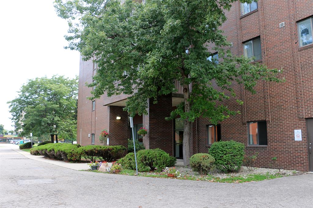 11886 tecumseh rd. e., tecumseh Apartment for Rent