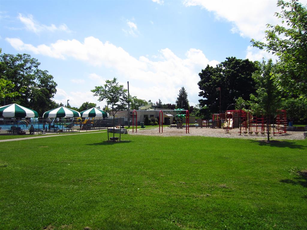 182,192 & 204 Lisgar Ave.