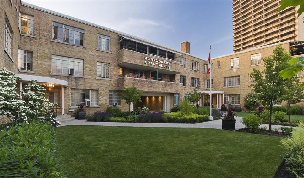 118 montgomery ave., toronto Apartment for Rent