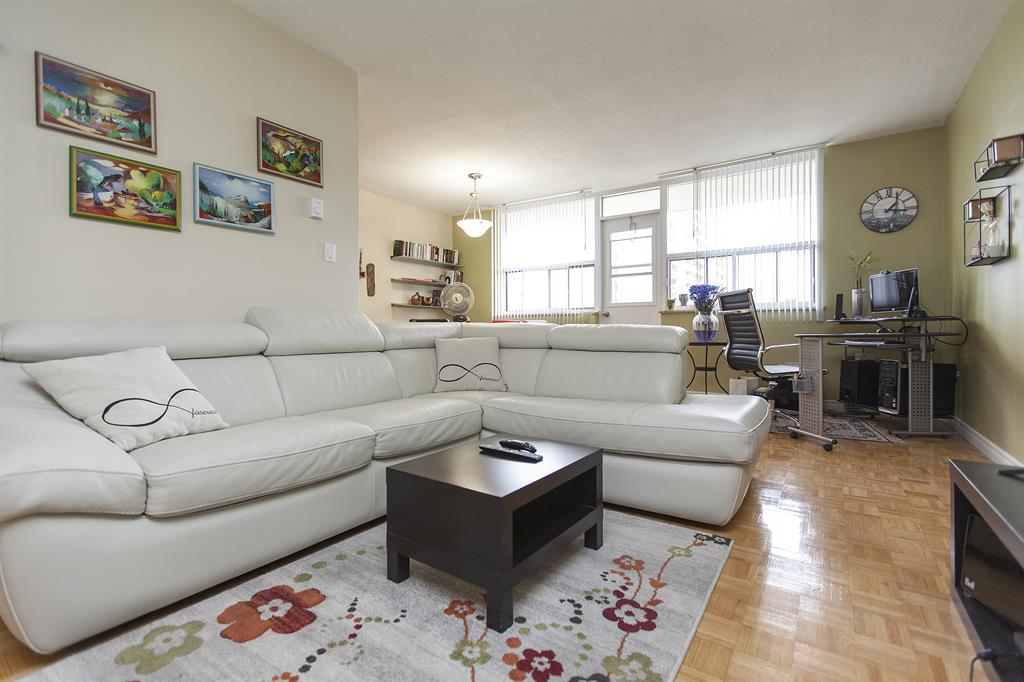 140 Erskine Avenue, Toronto Apartment for Rent B11739