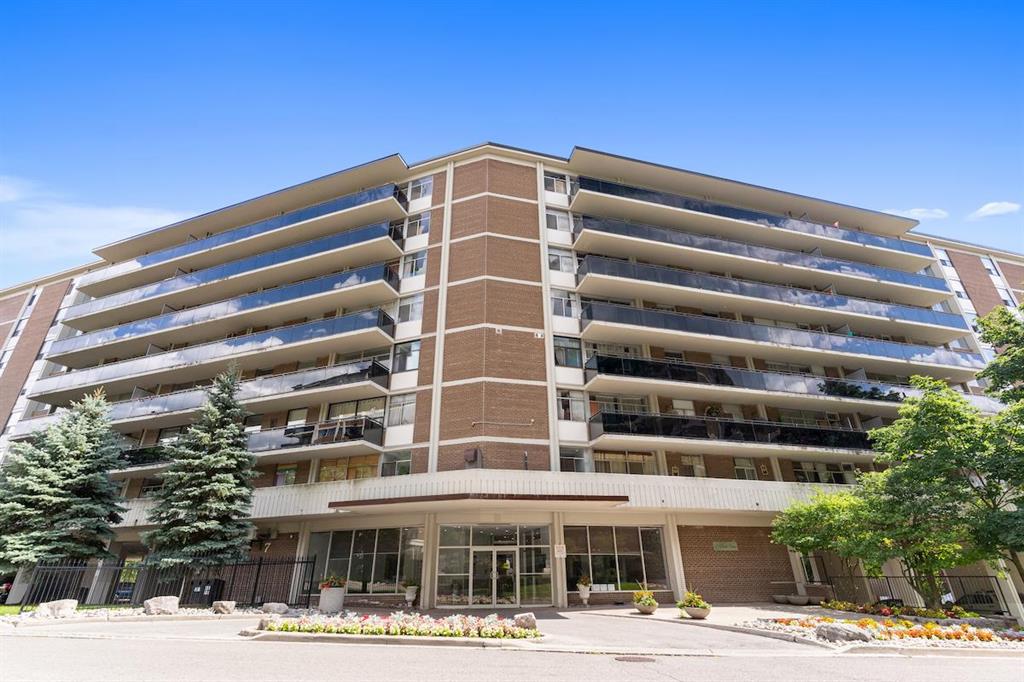 6 Park Vista Toronto On M4b 1a2