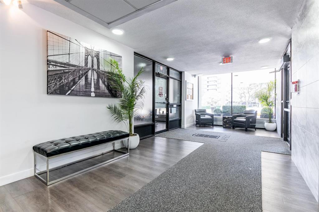 215 markham road, toronto Apartment for Rent