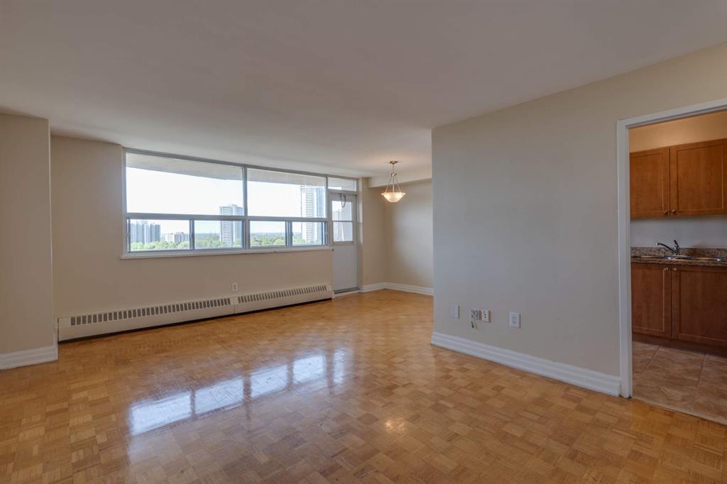 335 Van Horne Avenue, Toronto - Apartment for Rent