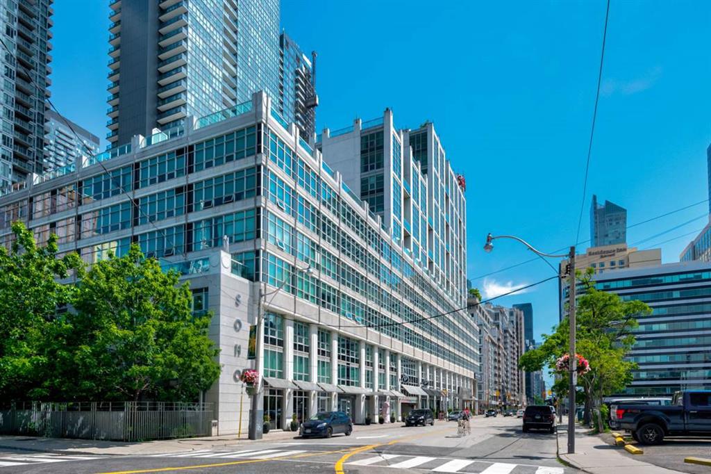 350 Wellington Street West, Suite 214