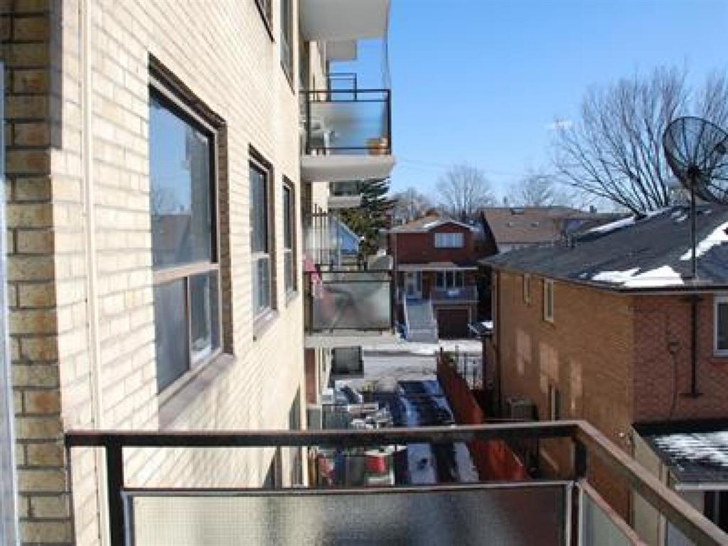440 Winona Drive, Toronto Apartment for Rent