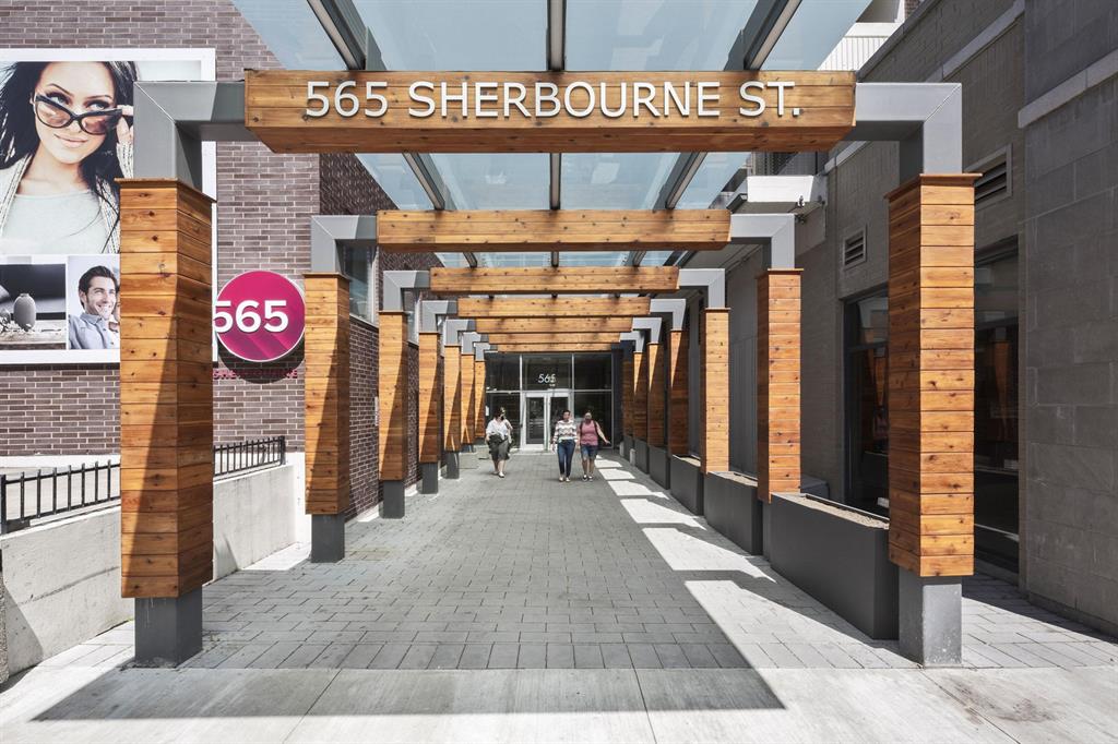 565 Sherbourne Street