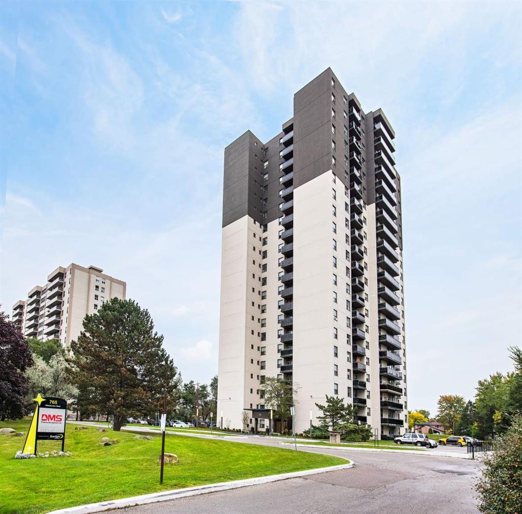 765 Steeles Ave West