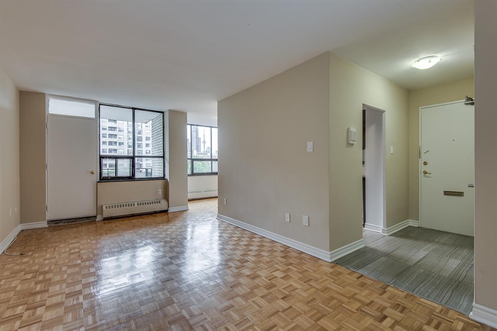 Simple Apartments For Rent Isabella Street Toronto for Large Space