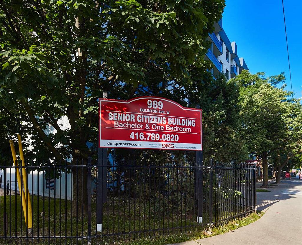 989 eglinton ave w, toronto Apartment for Rent
