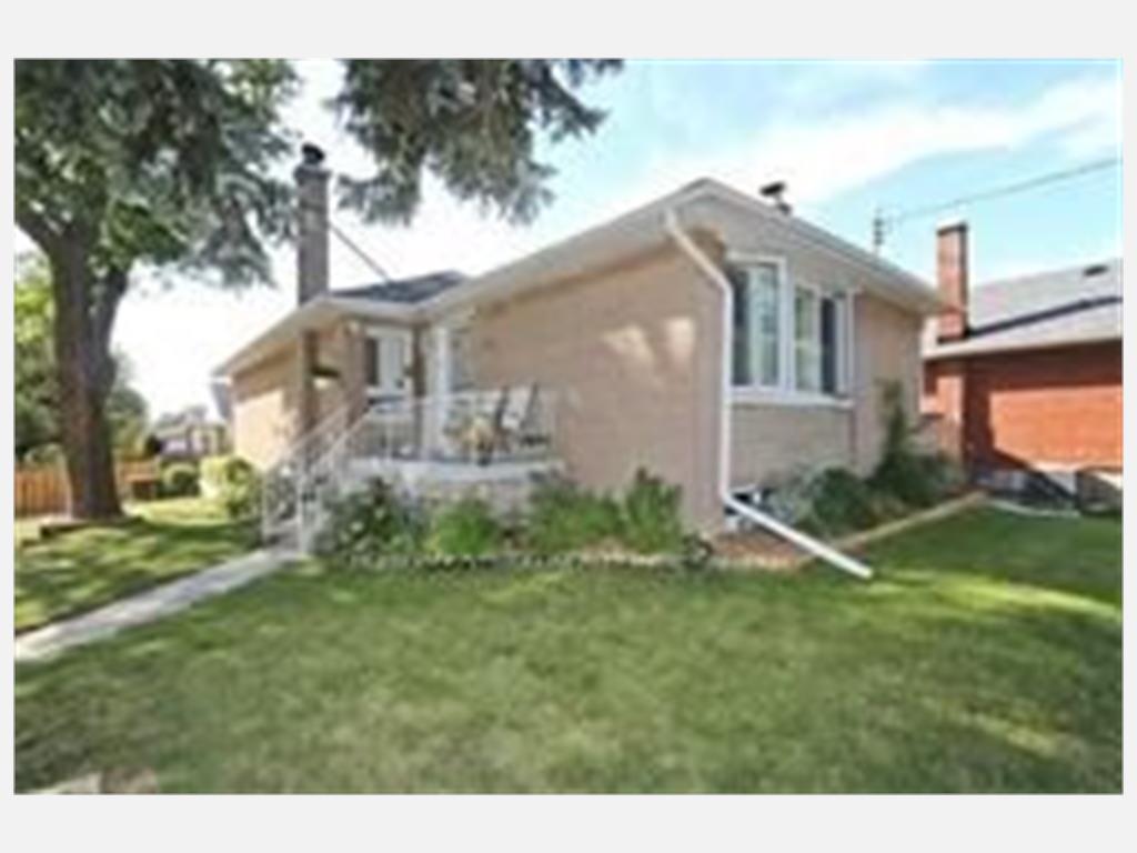 25 Arbutus Cres Lower