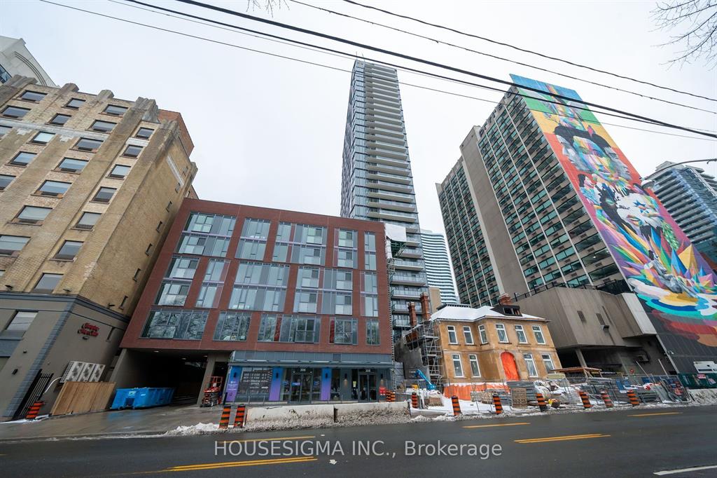 308 Jarvis St 212
