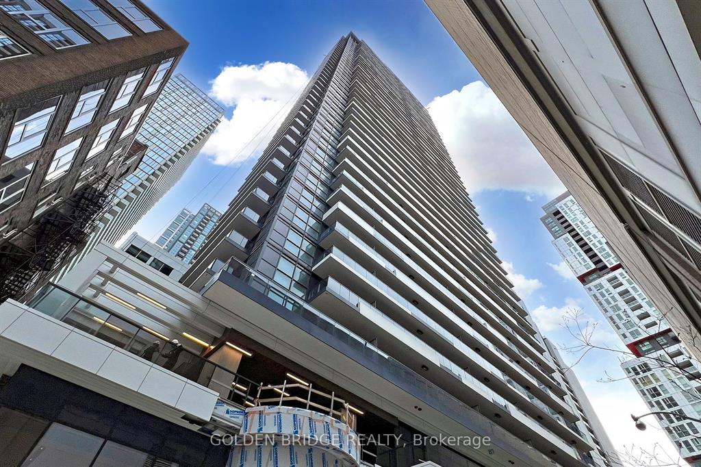 38 Widmer St 4611