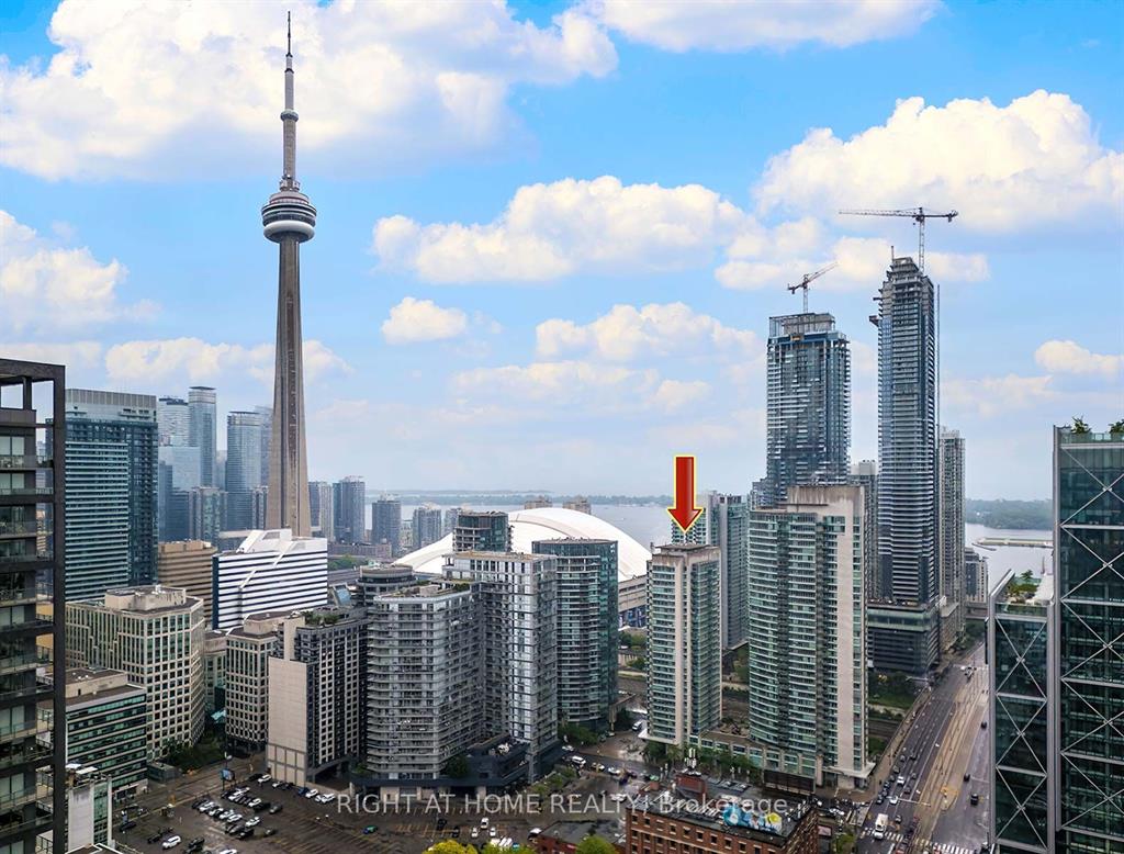 381 Front St W 3107