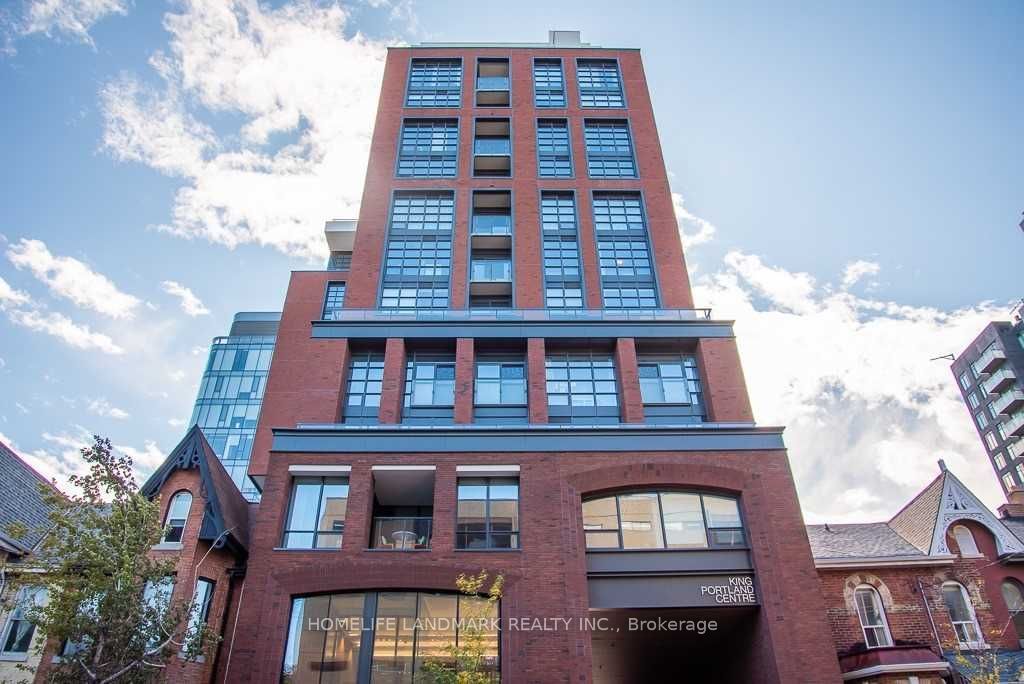 501 Adelaide St W 711