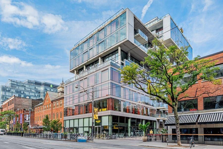 560 King St W 524