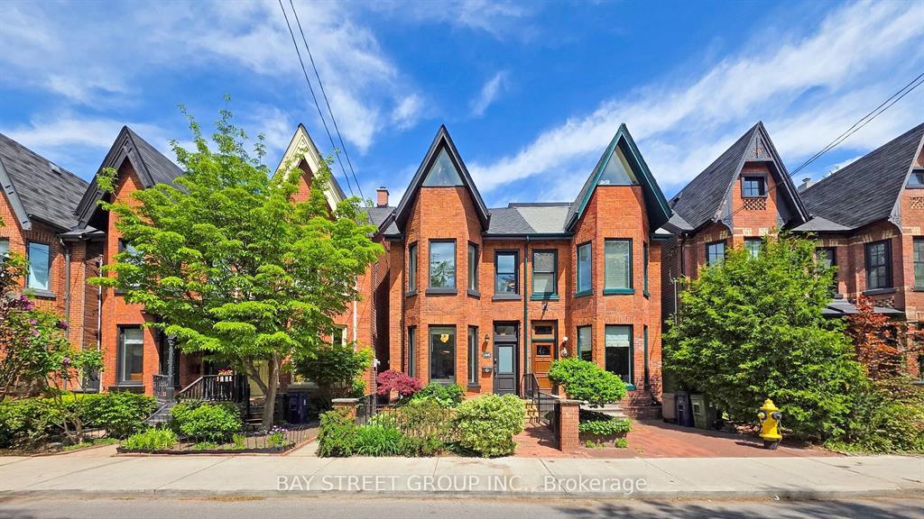 168 Macpherson Ave