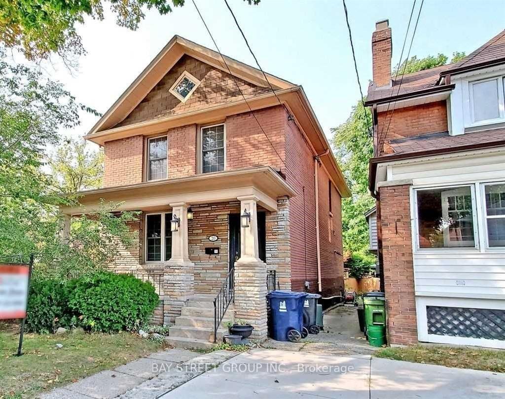 20 Bowood Ave