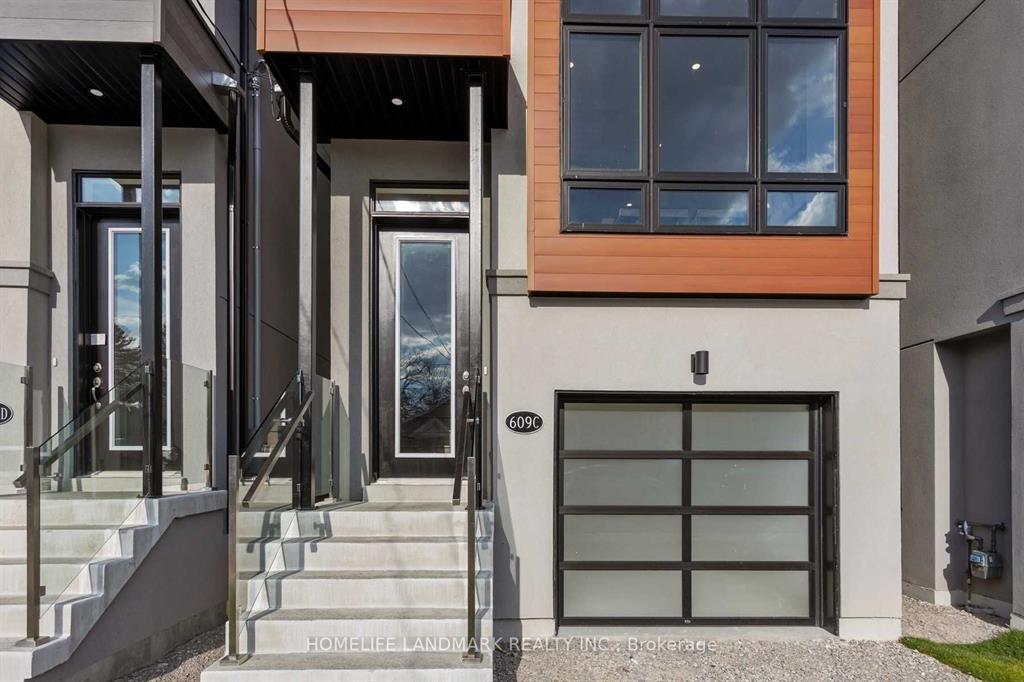 609 Harvie Ave