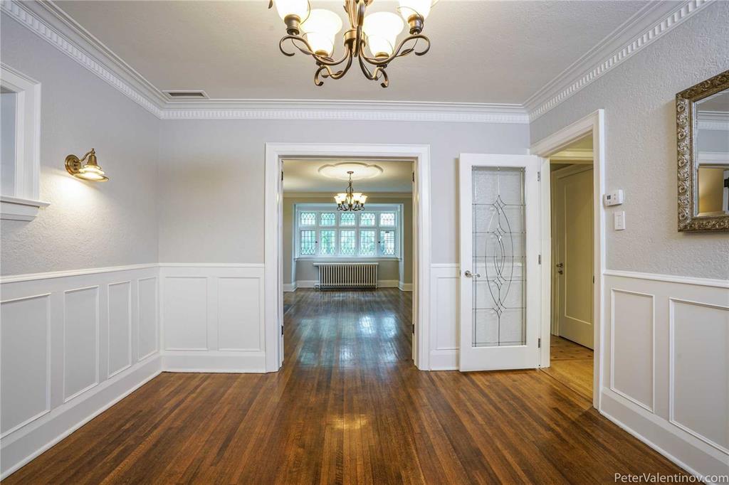 64 parkhurst blvd, toronto - House for Rent