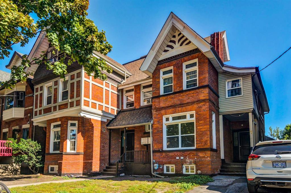 7 9 homewood ave, toronto House for Rent